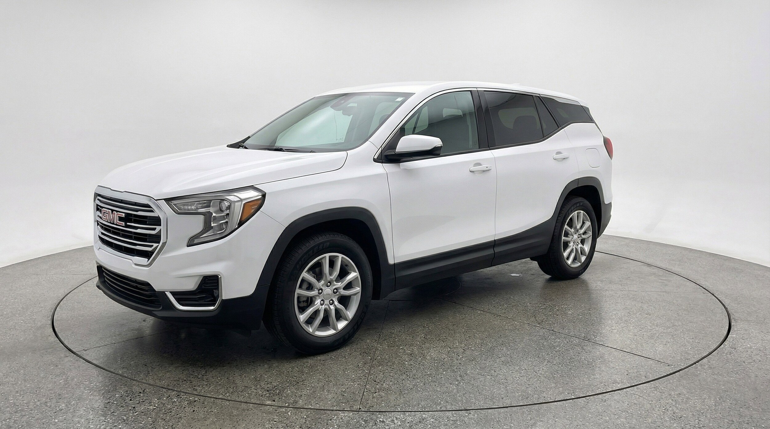 Thumbnail: 2024 GMC Terrain - 3