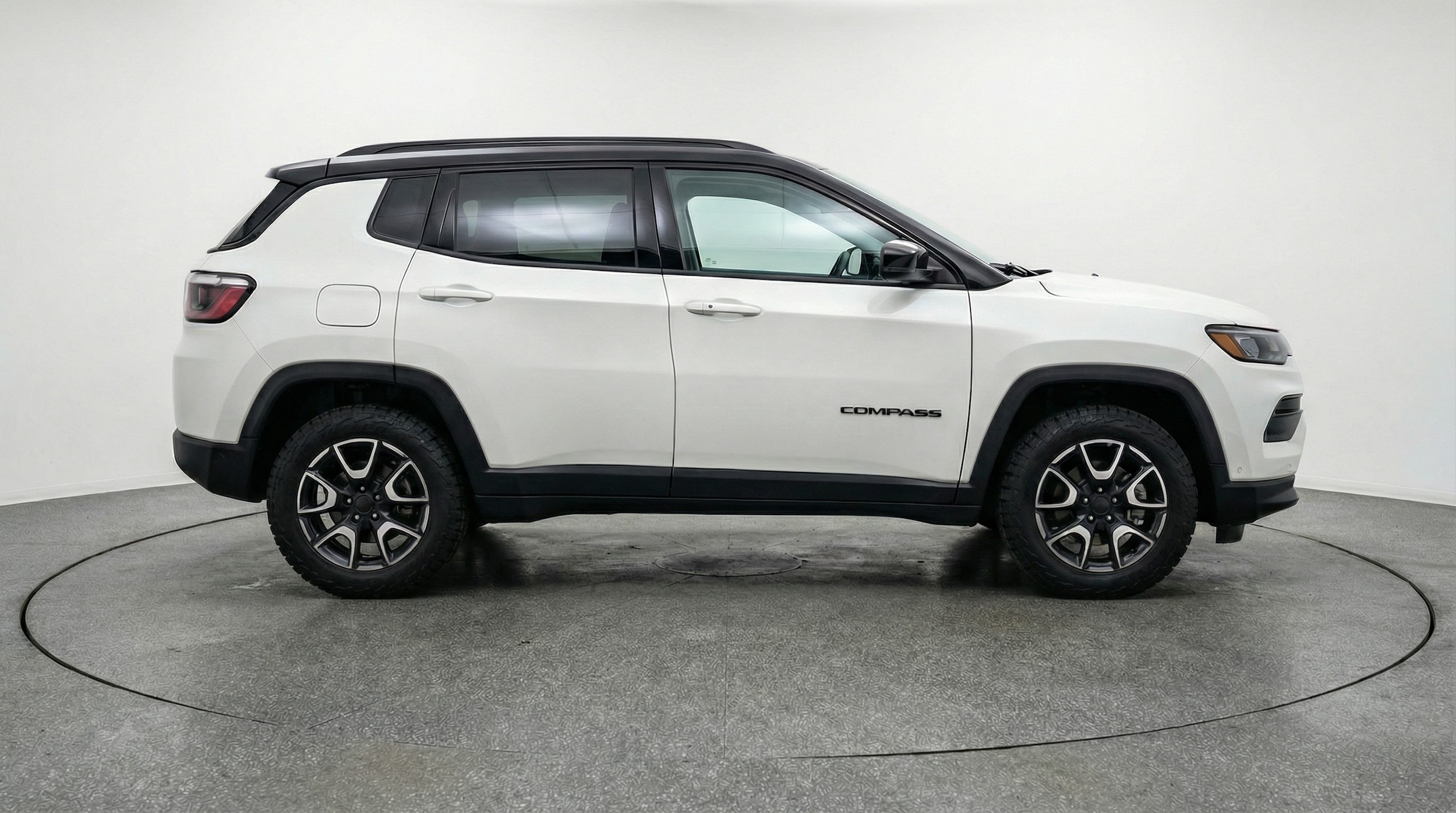 Thumbnail: 2025 Jeep Compass - 8
