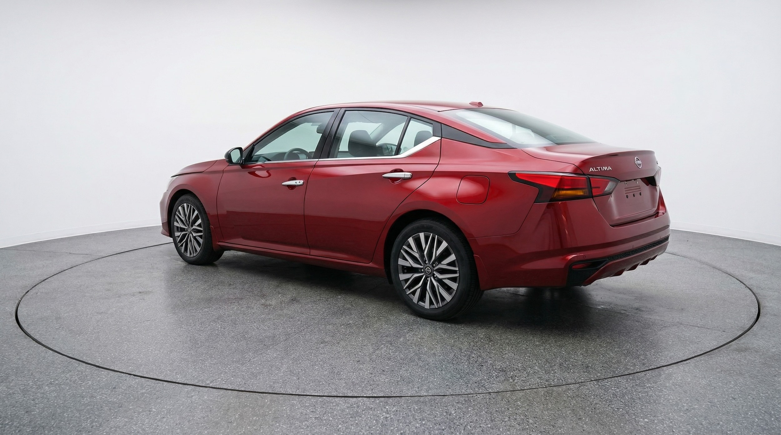 Thumbnail: 2025 Nissan Altima - 5