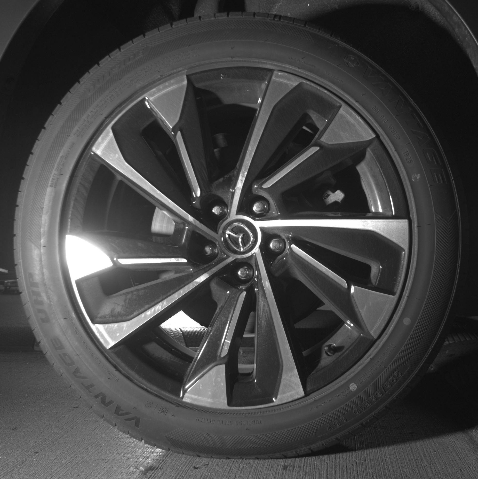 Thumbnail: 2025 Mazda CX-50 - 15