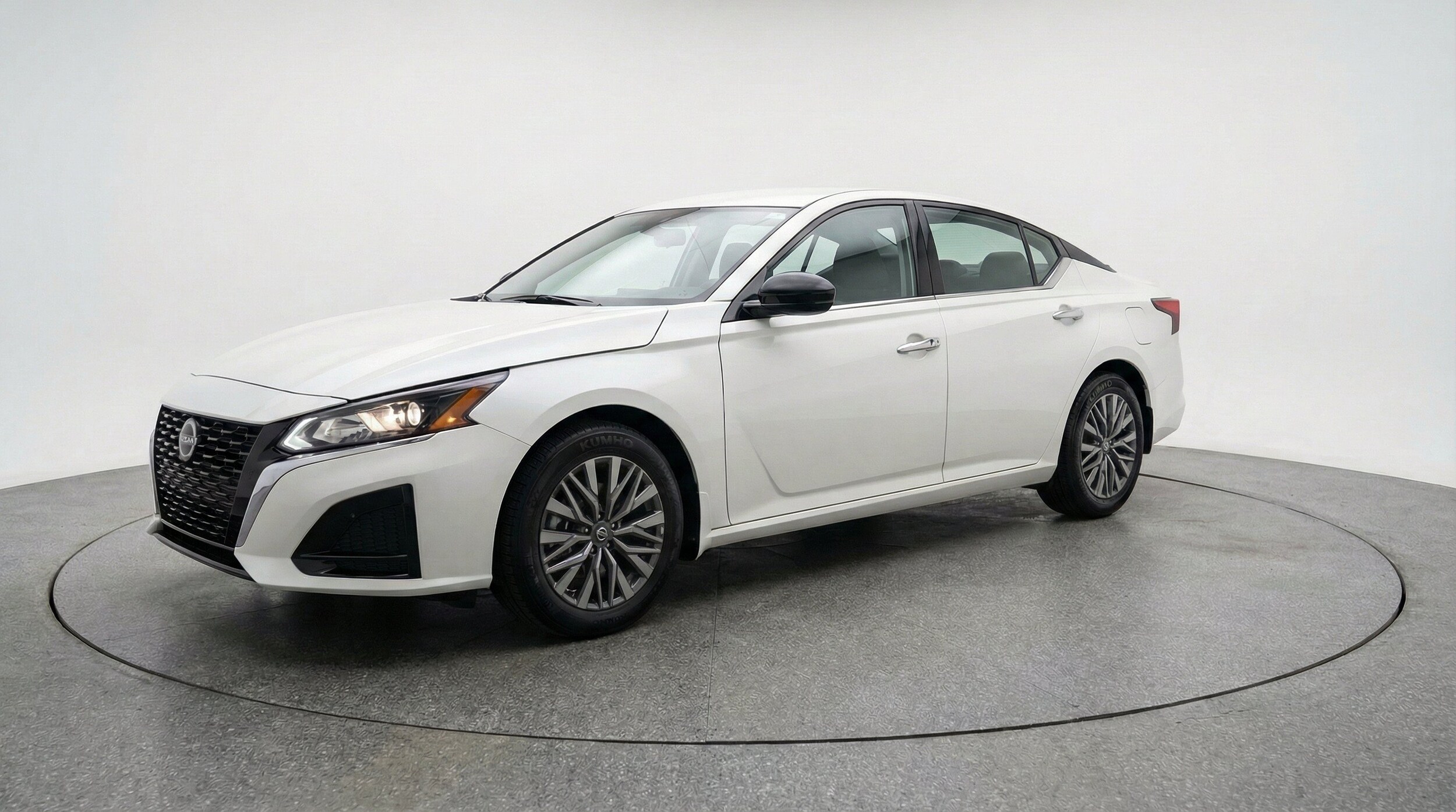 Thumbnail: 2026 Nissan Altima - 3