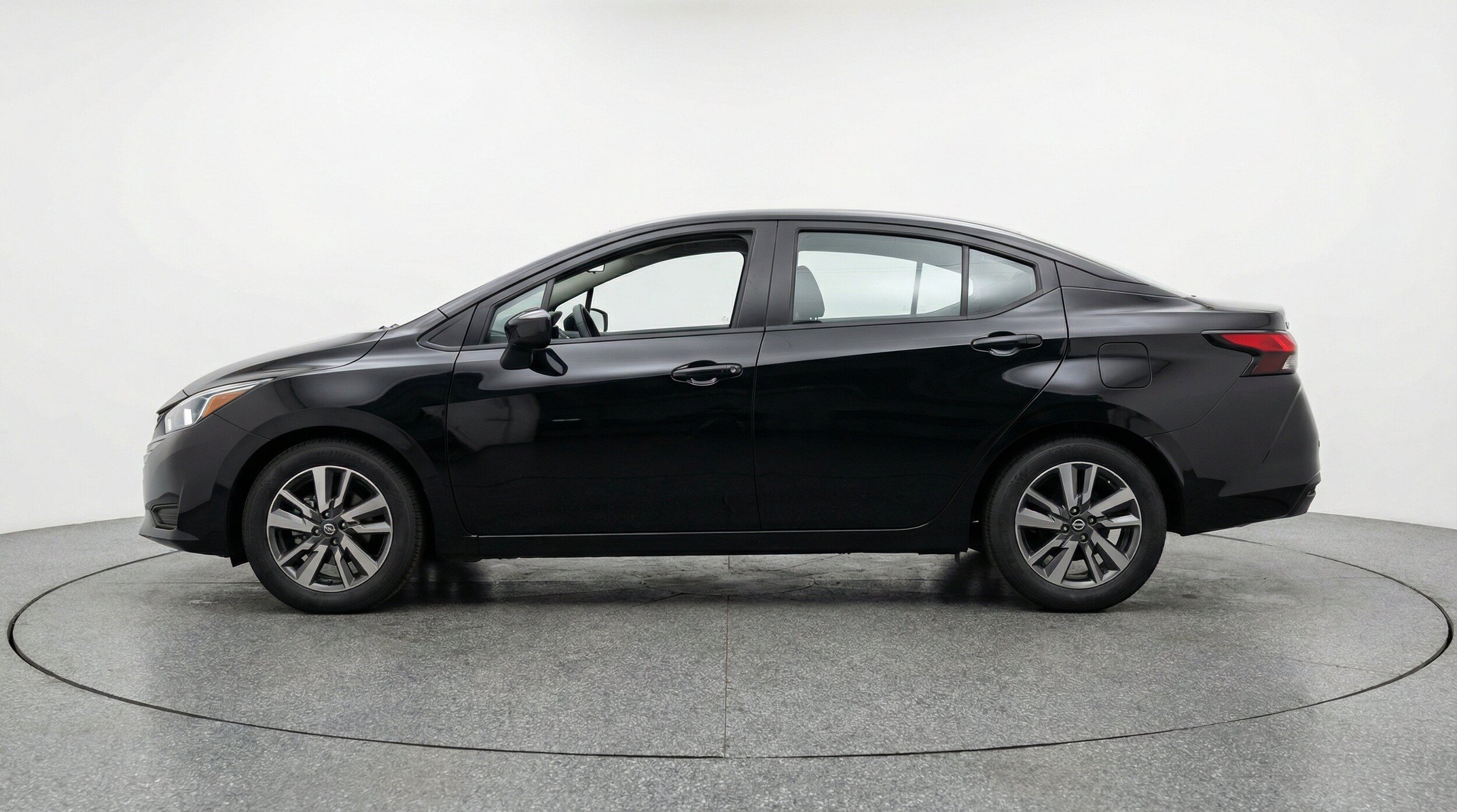 Thumbnail: 2025 Nissan Versa - 5