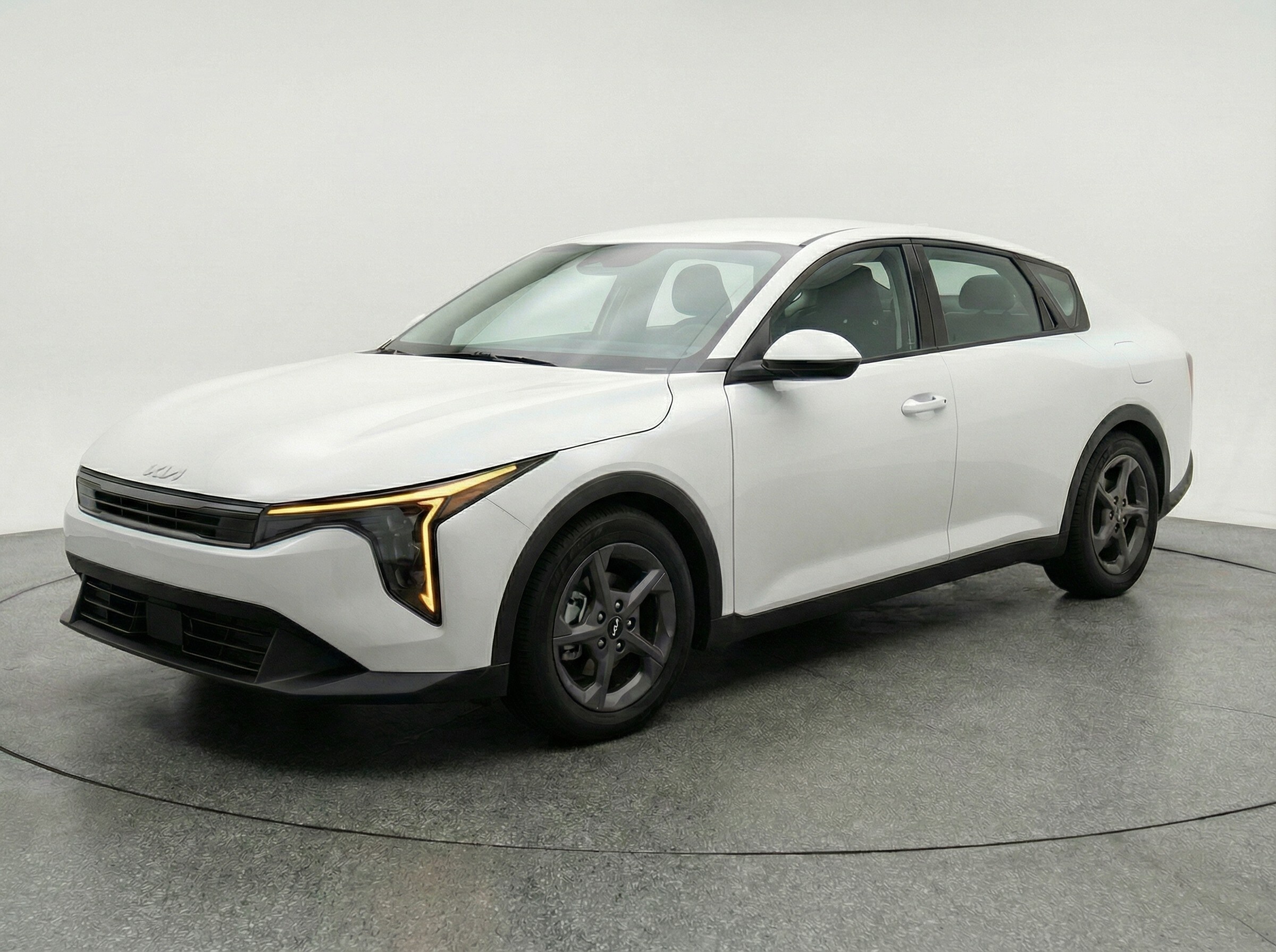 Thumbnail: 2025 Kia K4 - 3