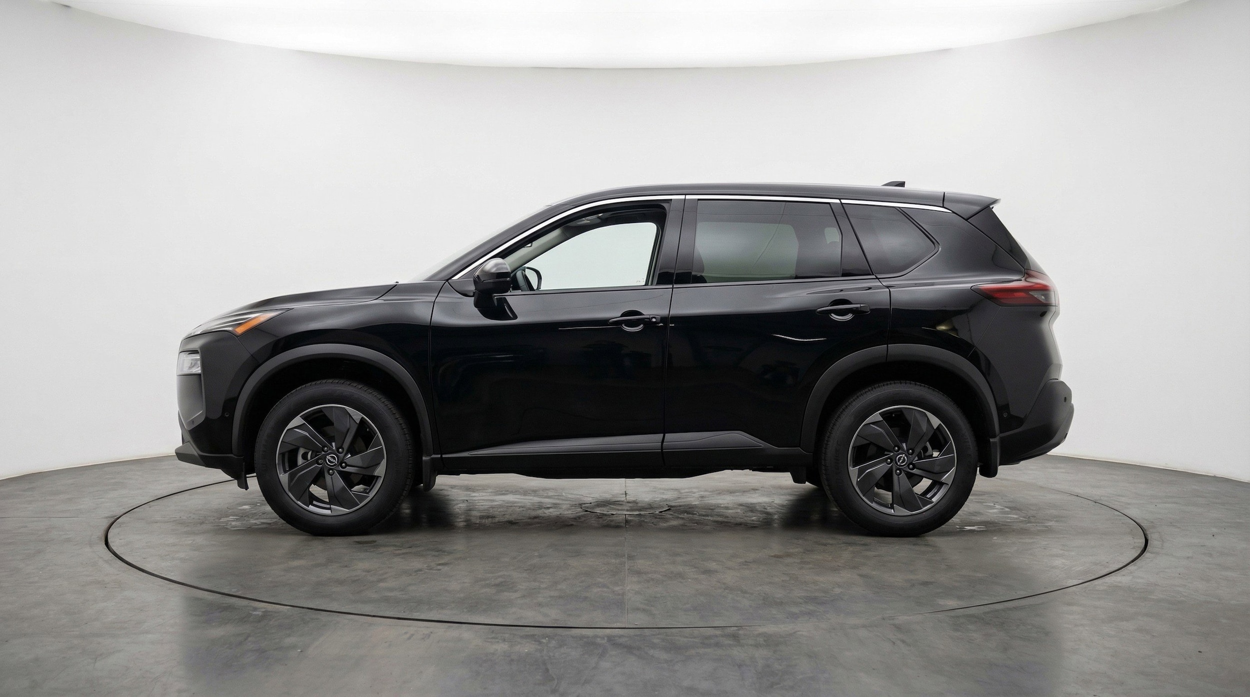 Thumbnail: 2025 Nissan Rogue - 5