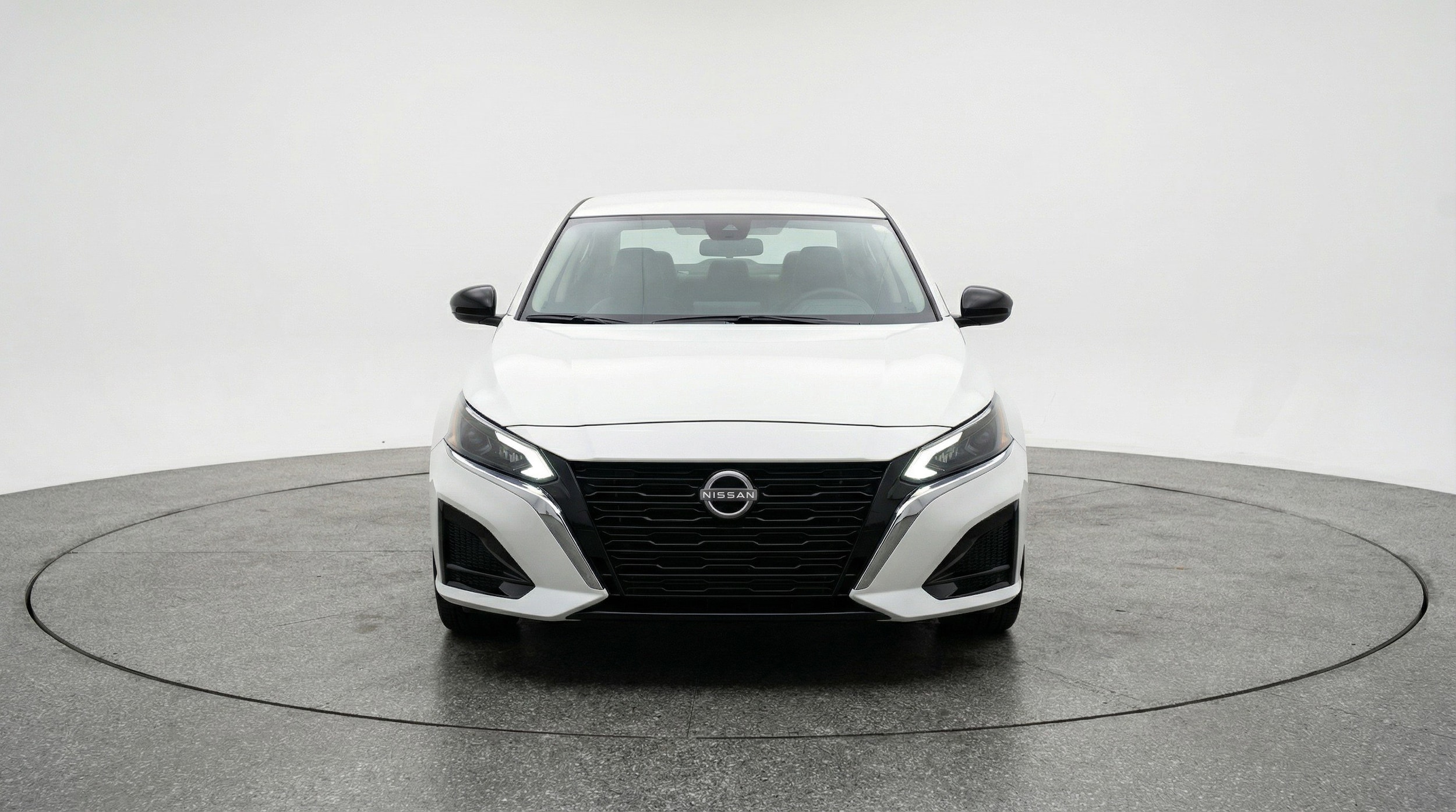 Thumbnail: 2025 Nissan Altima - 2