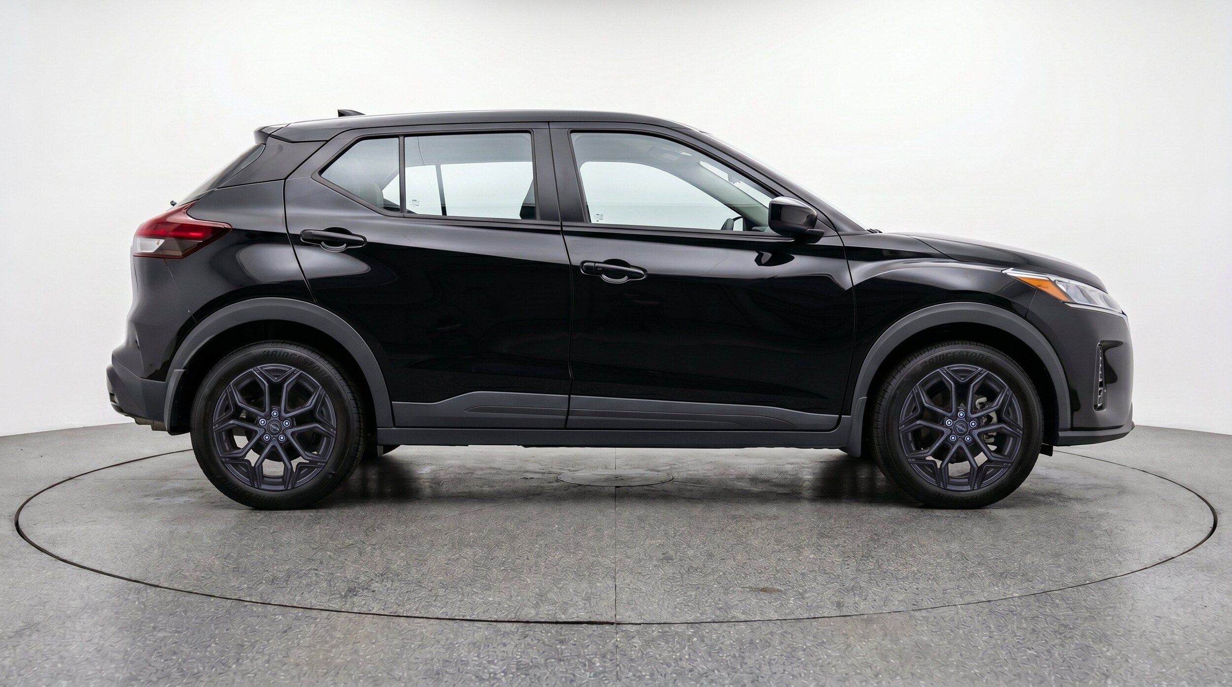 Thumbnail: 2026 Nissan Kicks - 11