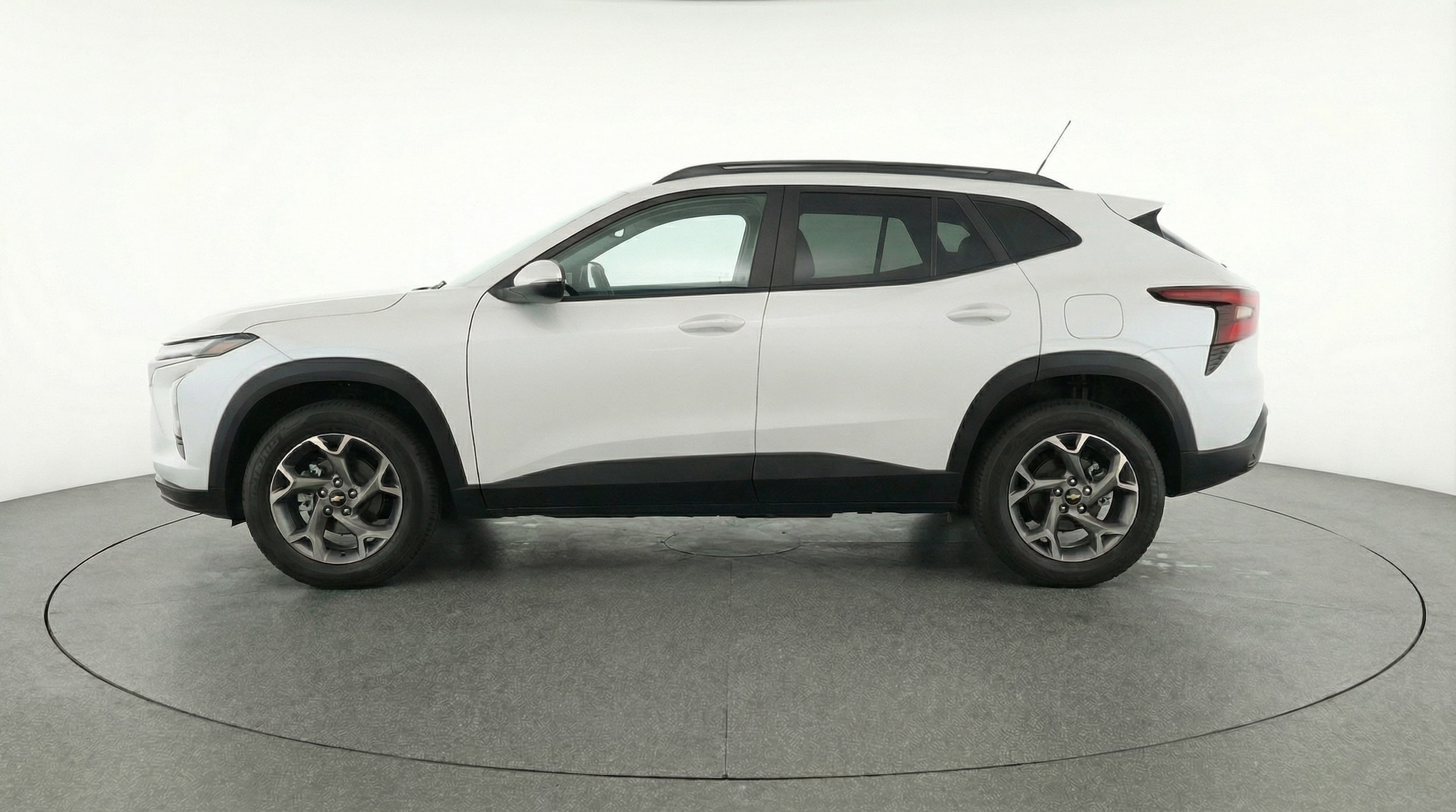 Thumbnail: 2025 Chevrolet Trax - 4