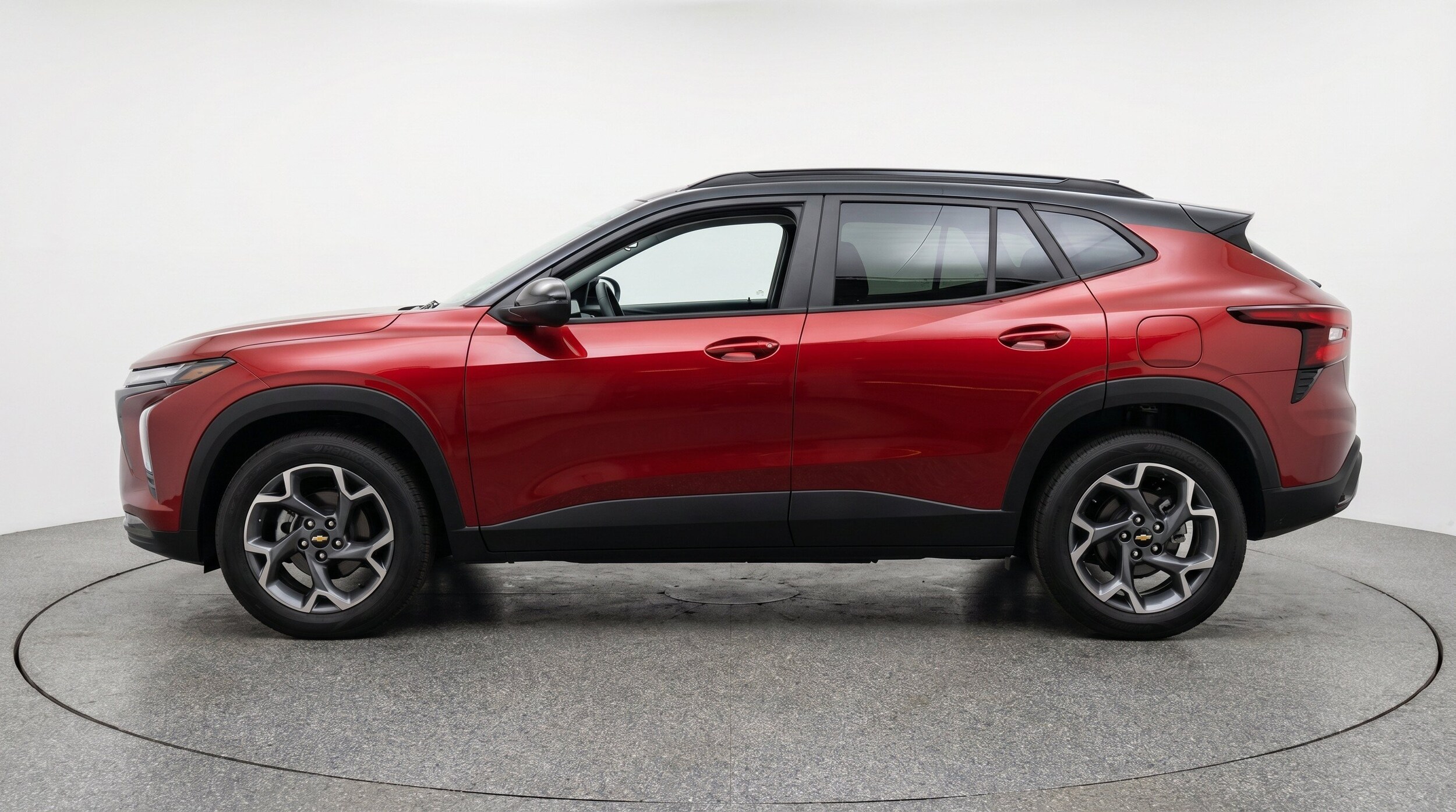 Thumbnail: 2025 Chevrolet Trax - 5