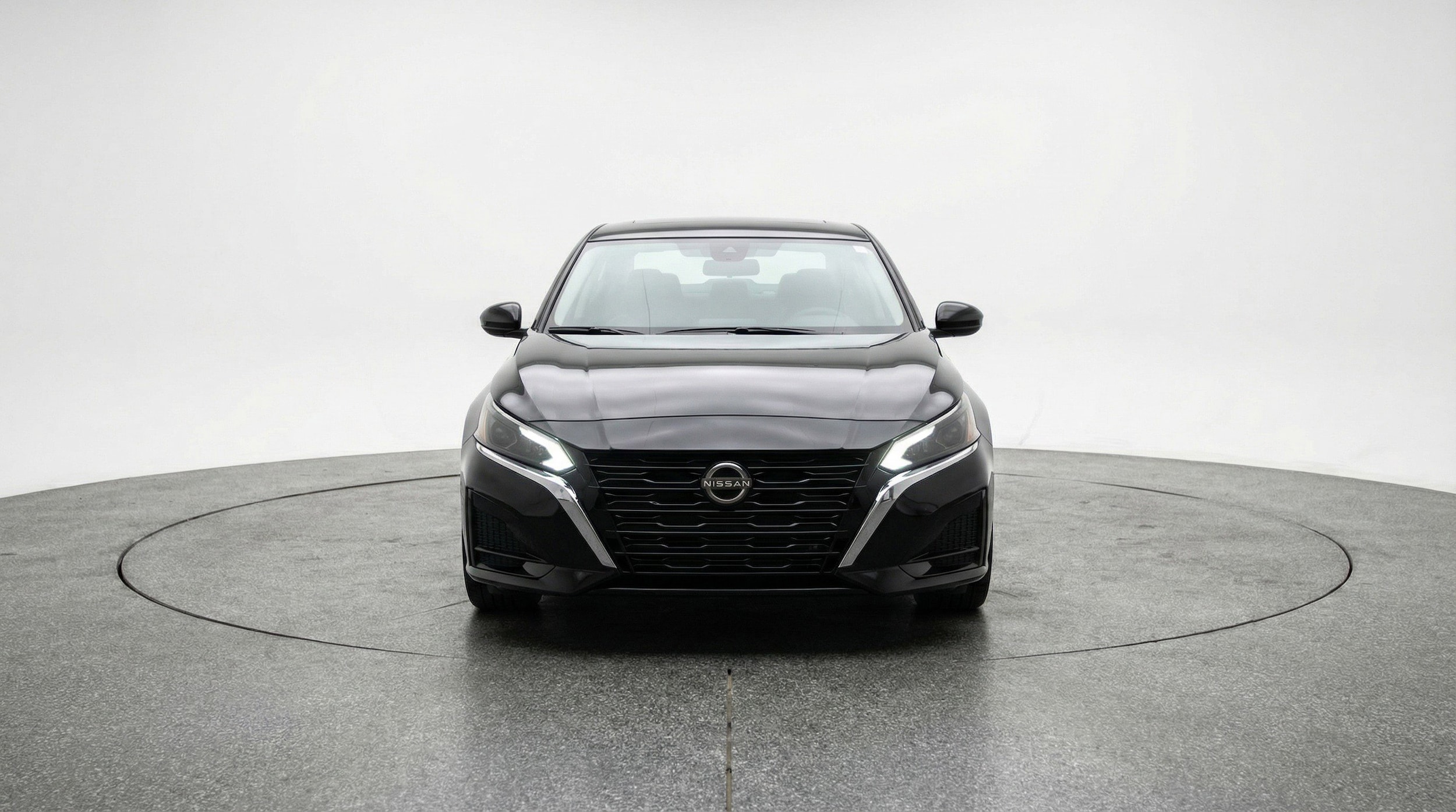 Thumbnail: 2025 Nissan Altima - 2