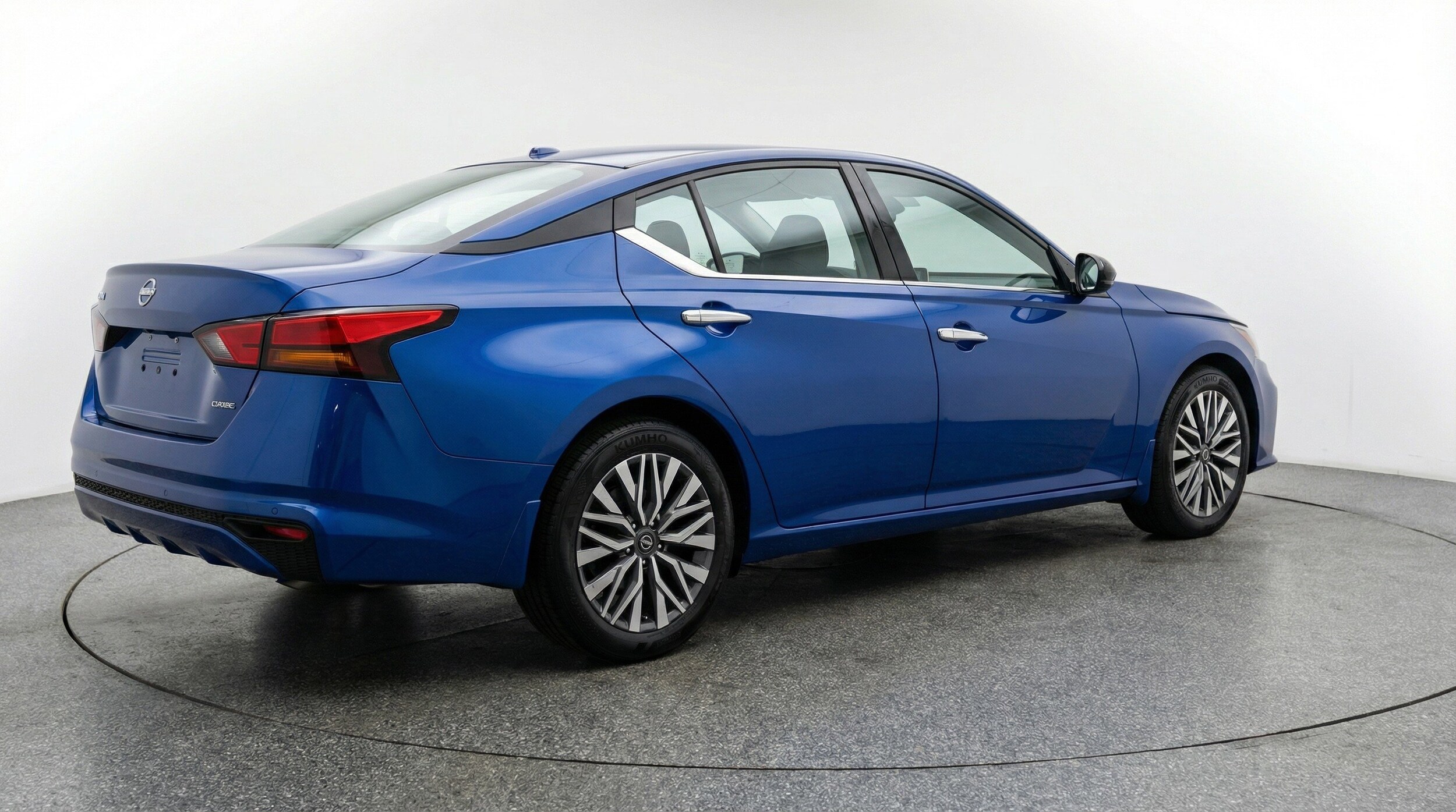 Thumbnail: 2025 Nissan Altima - 9