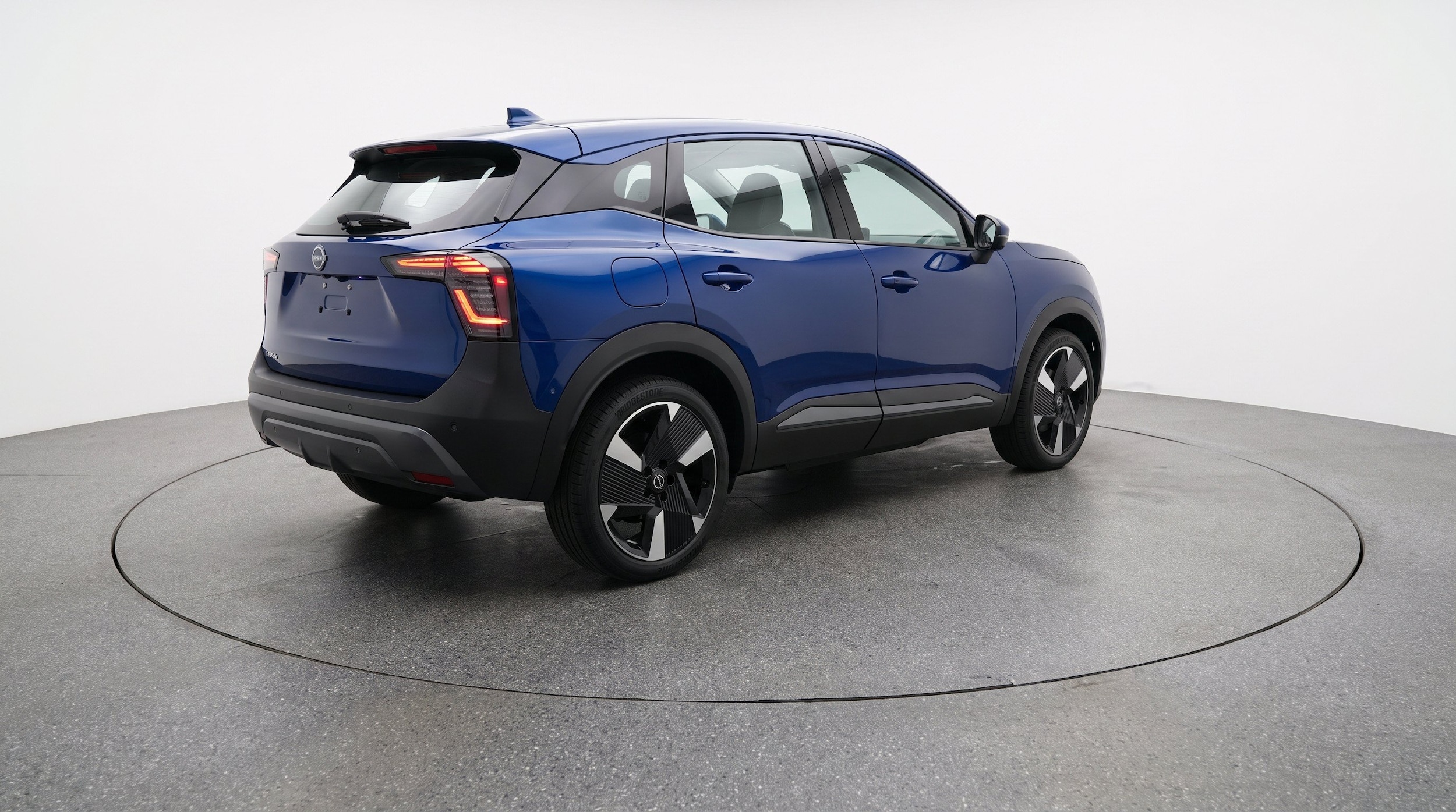 Thumbnail: 2026 Nissan Kicks - 9