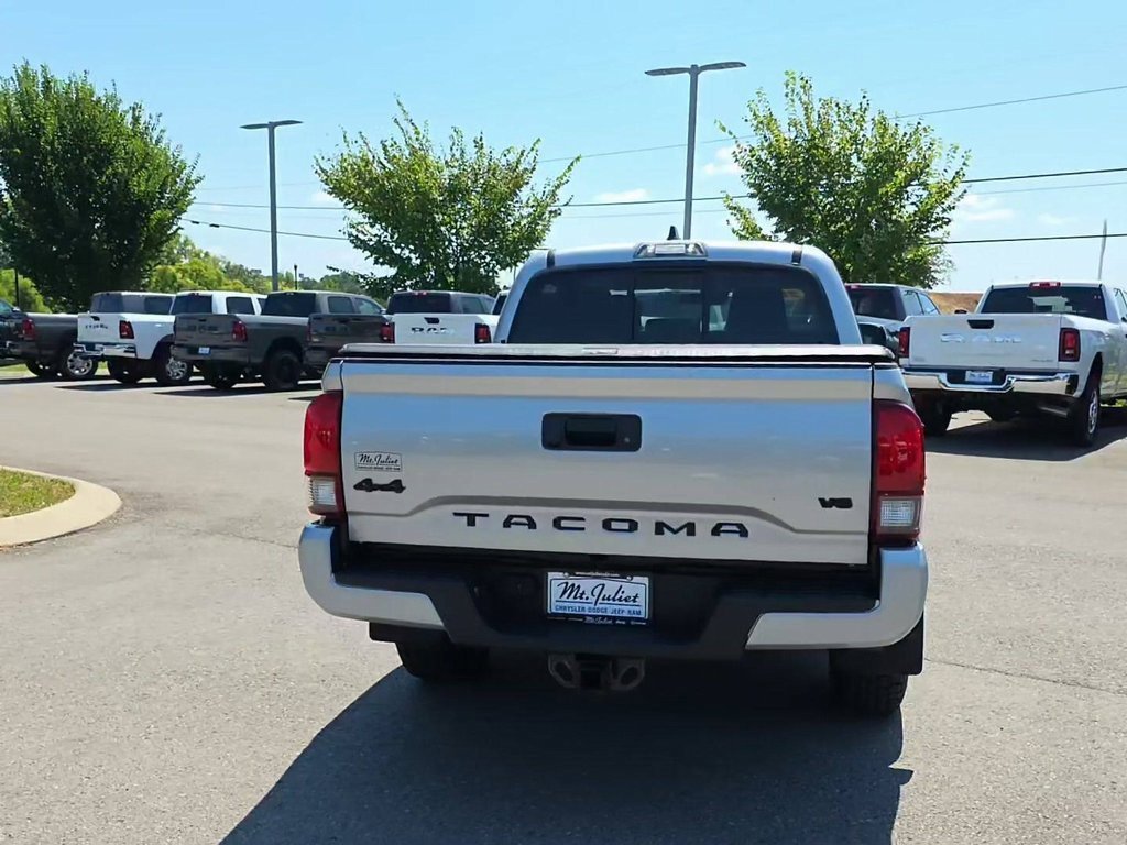 2022 Toyota Tacoma SR photo 3