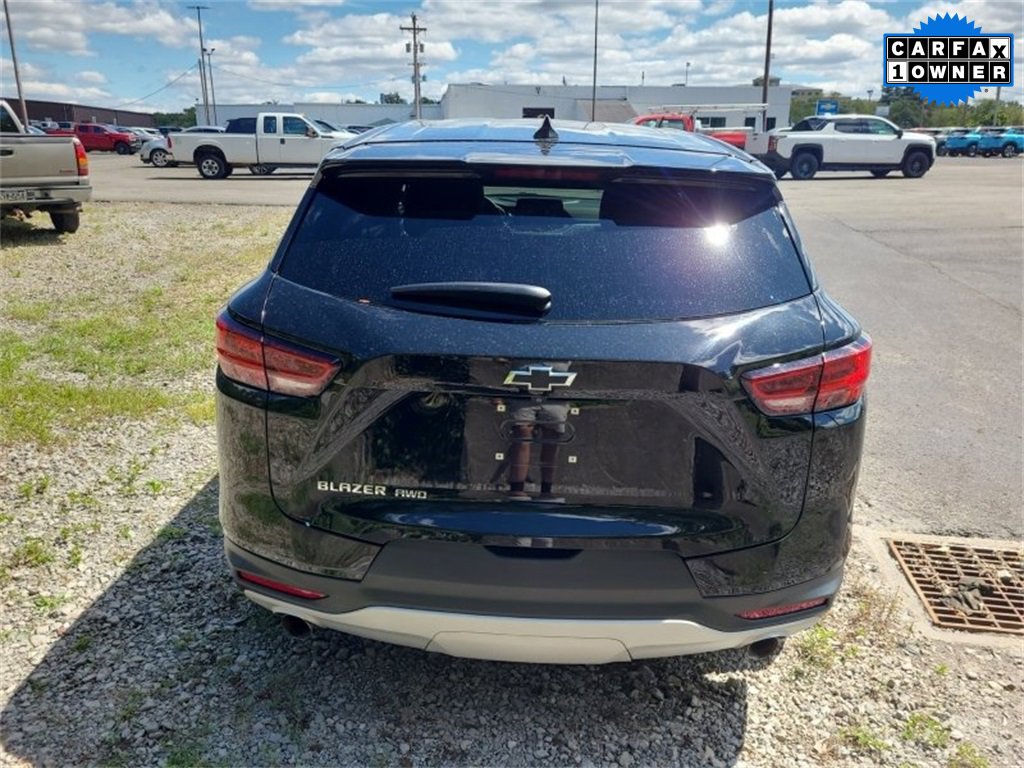 2023 Chevrolet Blazer 2LT photo 3