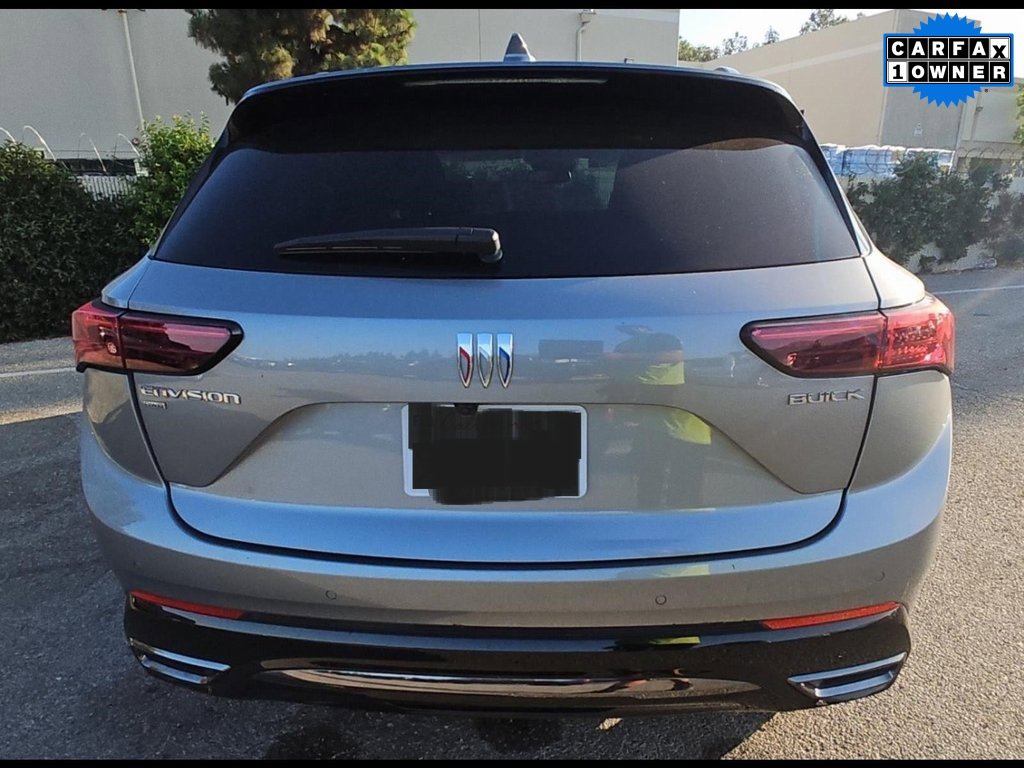 2025 Buick Envision Sport Touring photo 3