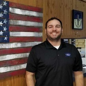 Staff member Aaron Riddle from 2d65e1656c93