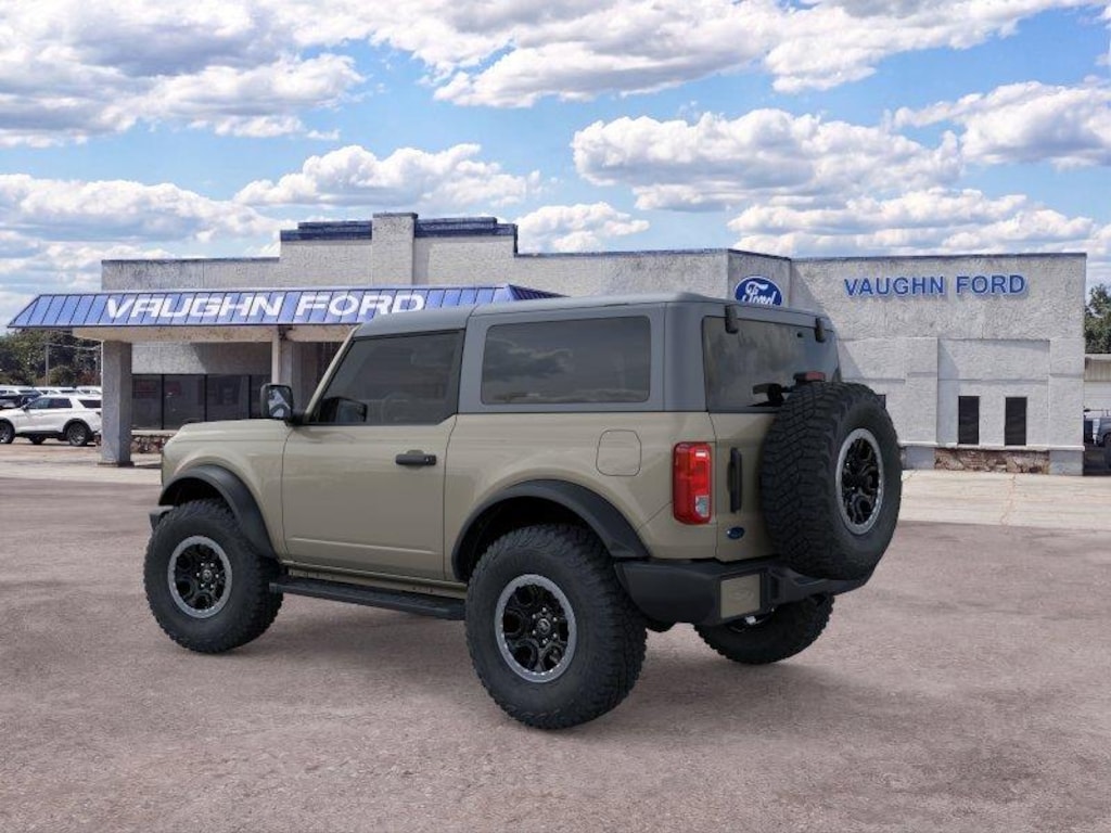 New 2025 Ford Bronco Base SUV