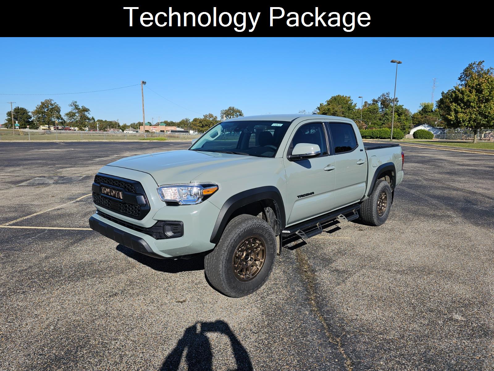 2023 Toyota Tacoma Trail's photo