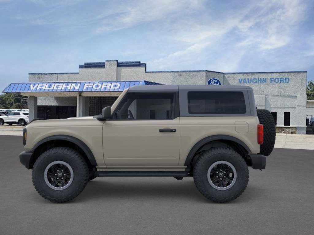 New 2025 Ford Bronco Base SUV