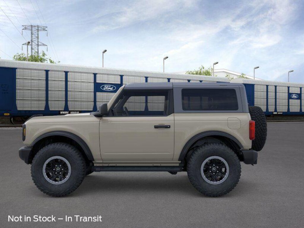 New 2025 Ford Bronco Base SUV