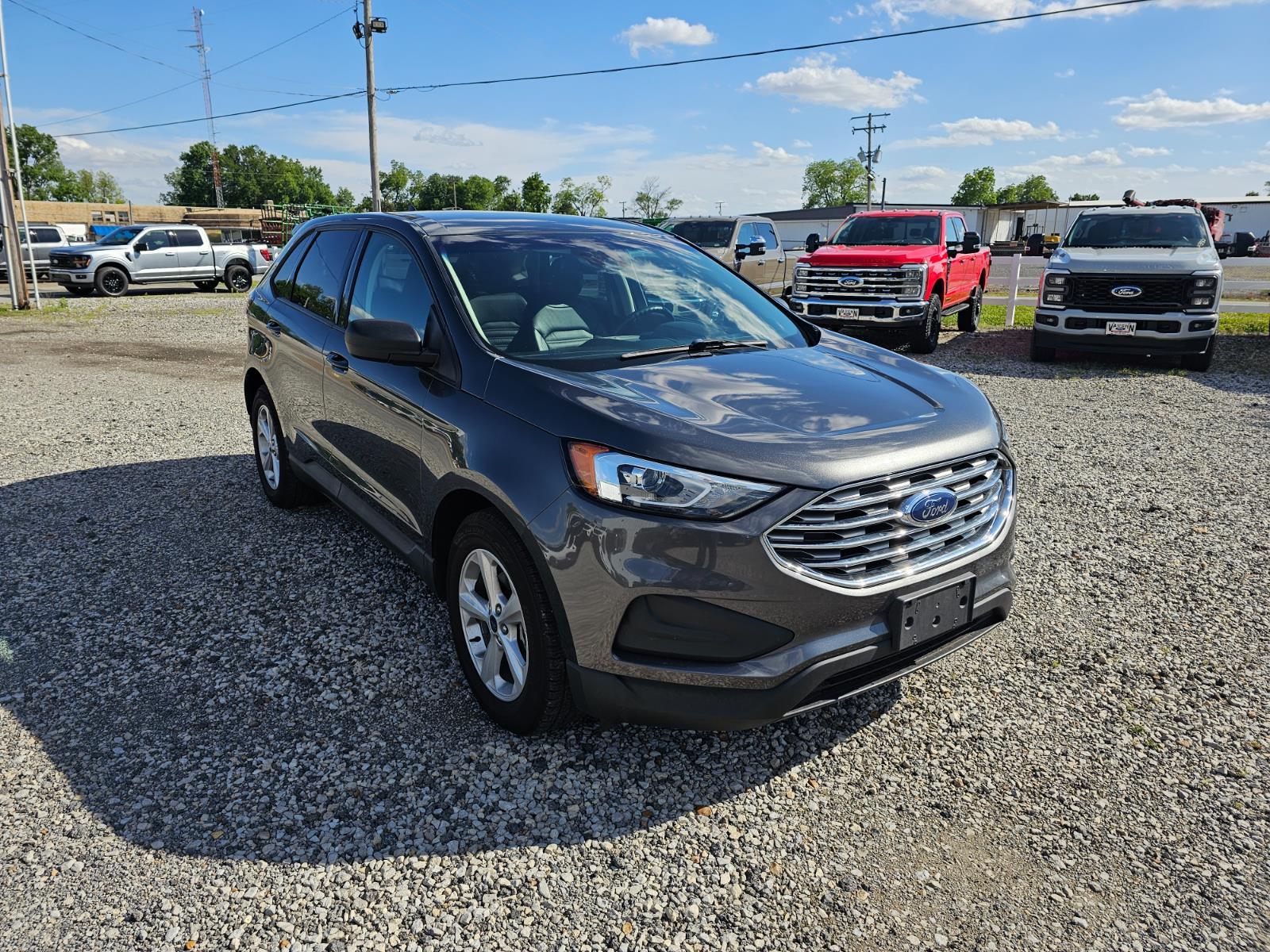 2020 Ford Edge SE's photo