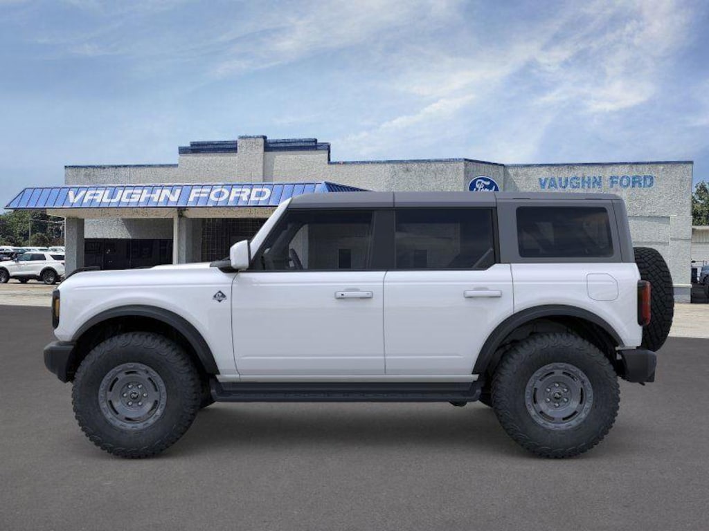 New 2025 Ford Bronco Outer Banks SUV