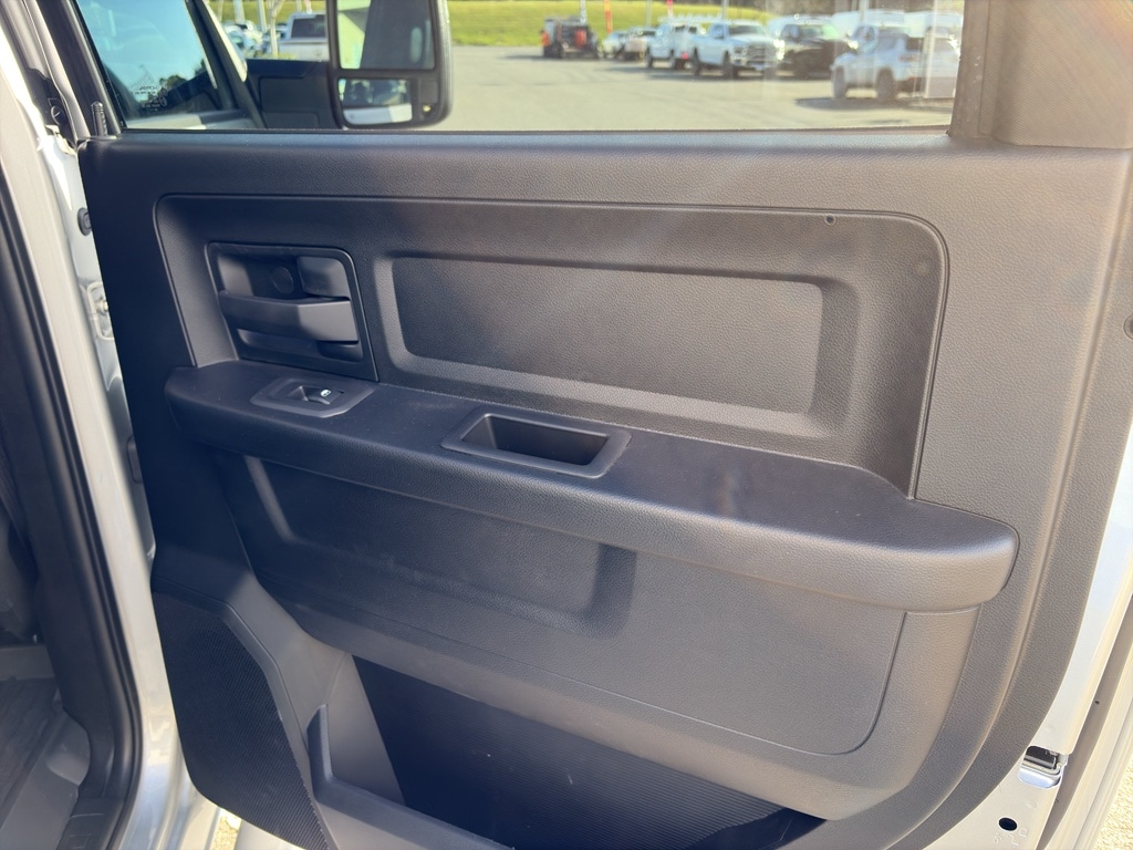 2026 RAM 3500 Tradesman - Photo 21