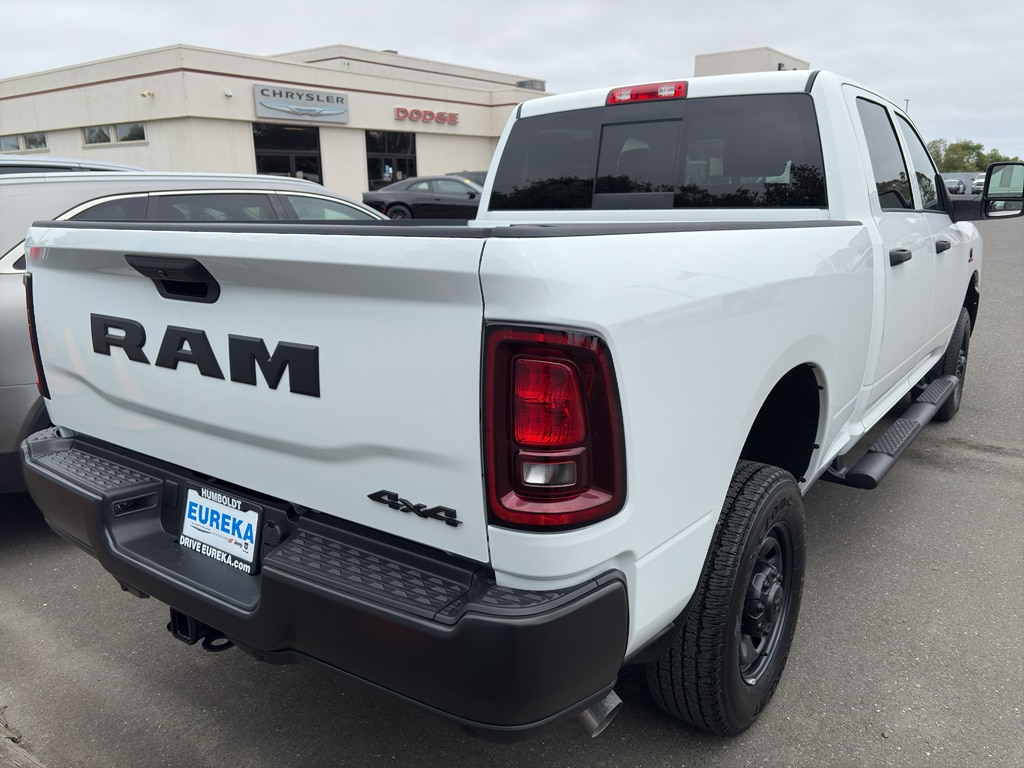 2025 RAM 2500 Tradesman - Photo 6