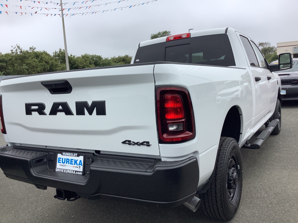 2025 RAM 2500 Tradesman - Photo 7