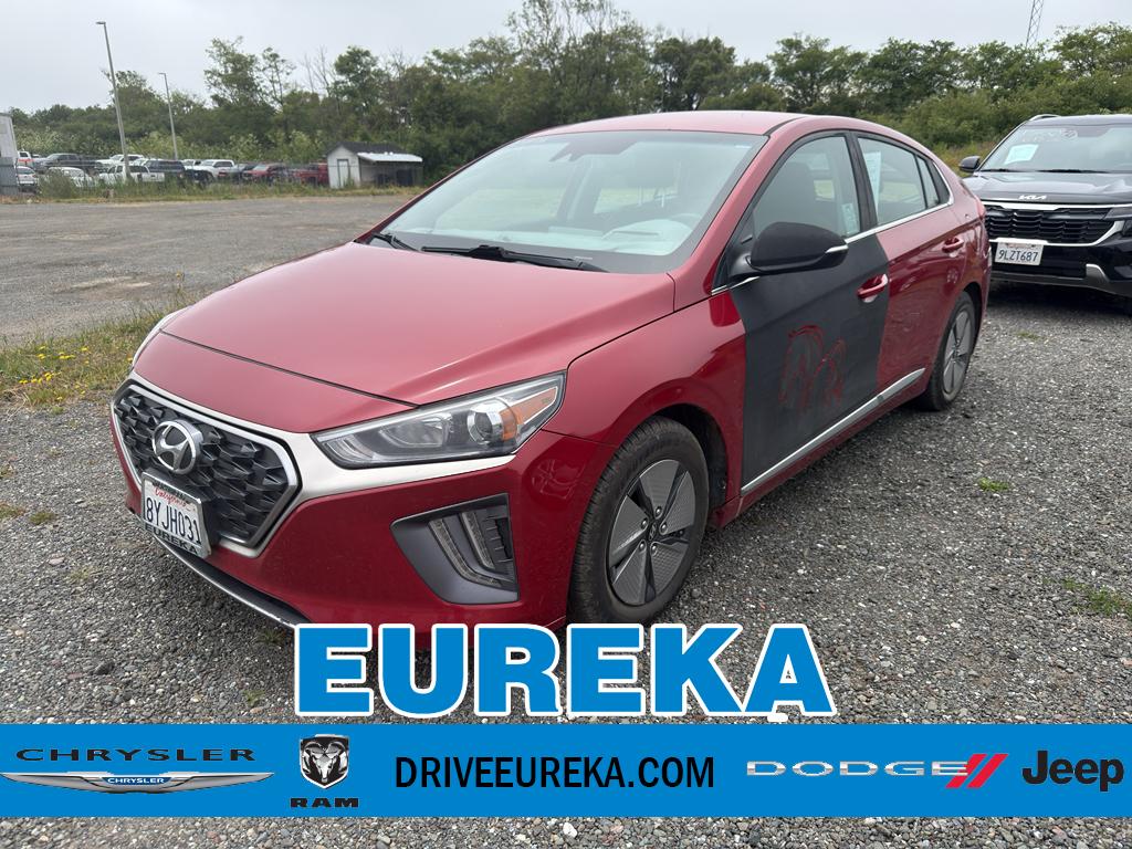 2022 Hyundai Ioniq Hybrid SE's photo