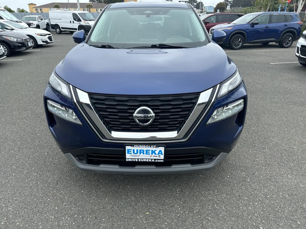 Used 2021 Nissan Rogue SV with VIN 5N1AT3BB0MC708633 for sale in Eureka, CA