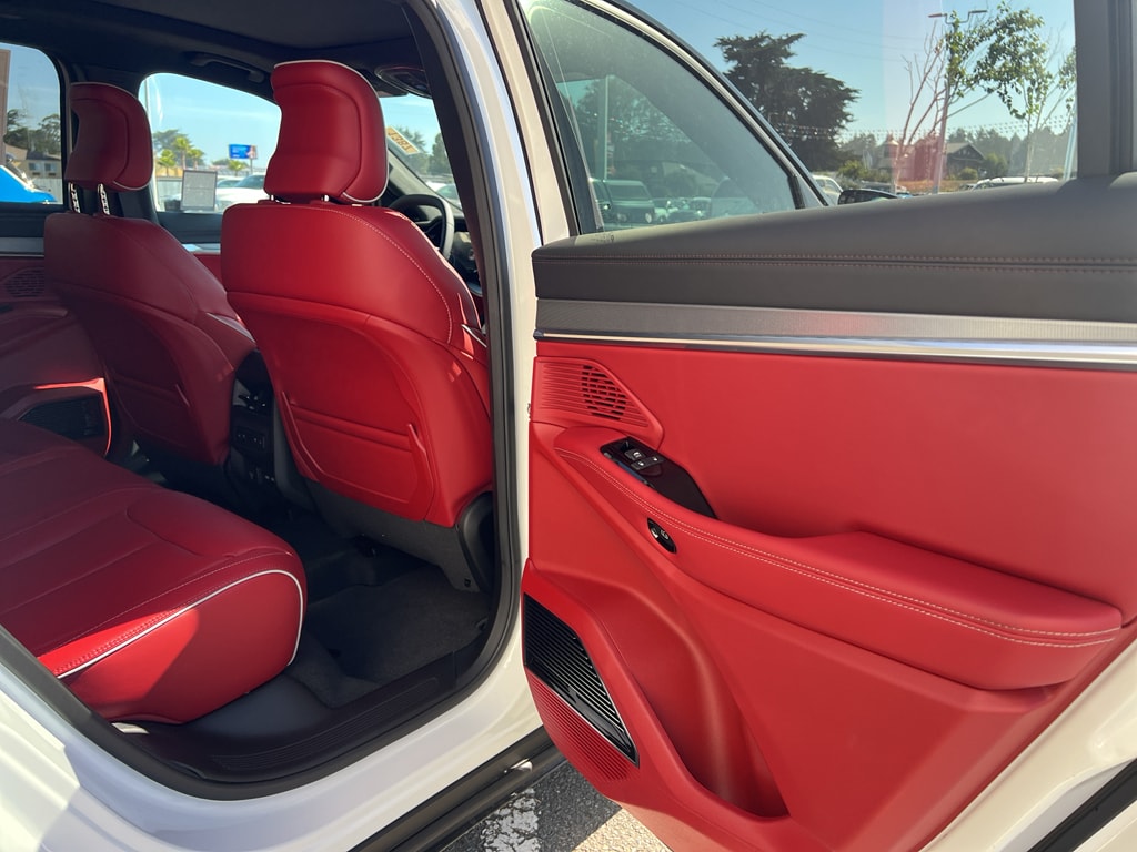 2025 Jeep Wagoneer S Launch Edition - Photo 20