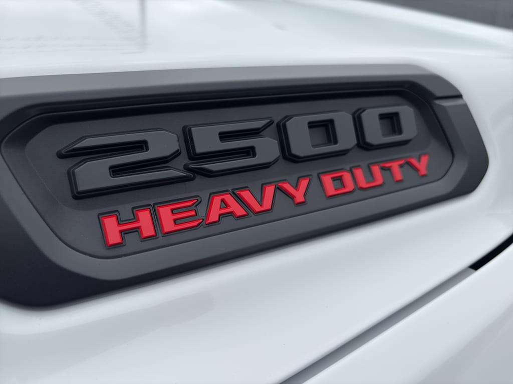 2025 RAM 2500 Tradesman - Photo 3