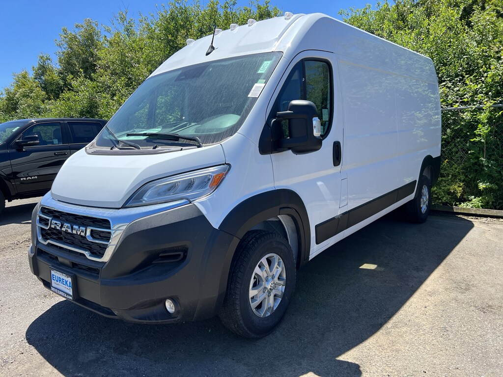 2025 Ram ProMaster 2500 photo 2