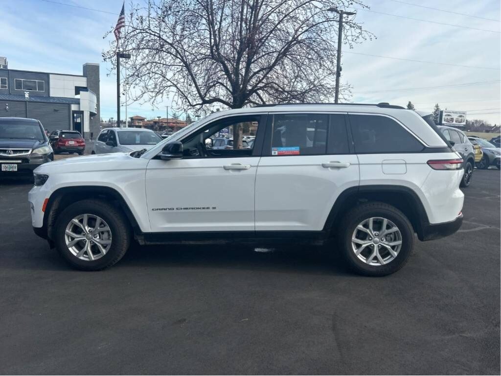 Used 2024 Jeep Grand Cherokee Limited SUV