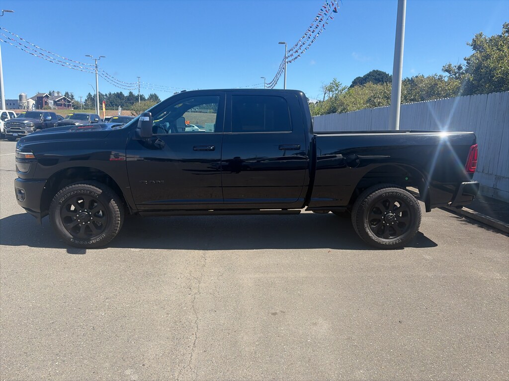 2026 RAM 2500 Laramie - Photo 8