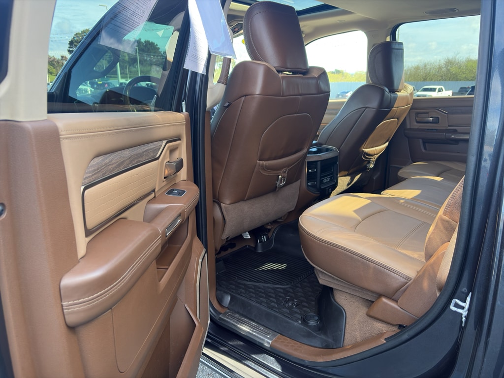 2021 RAM Ram 3500 Longhorn - Photo 17