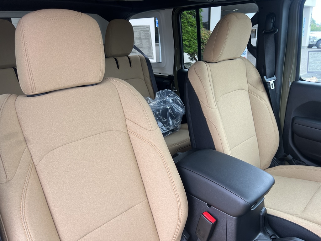 2025 Jeep Wrangler 4xe Willys '41 4XE - Photo 19