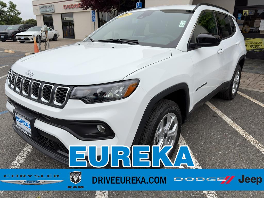 2026 Jeep Compass Latitude 4X4's photo