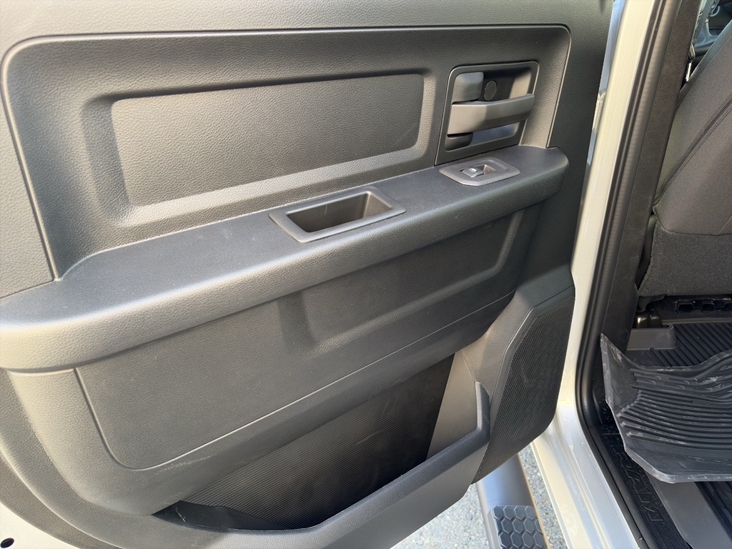 2026 RAM 3500 Tradesman - Photo 15