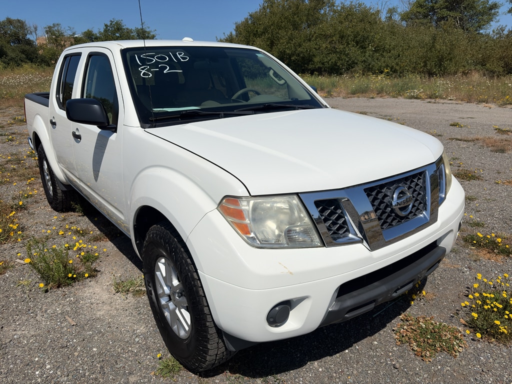 Used 2015 Nissan Frontier SV Truck Crew Cab