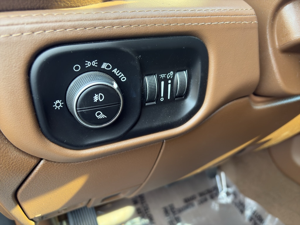 2021 RAM Ram 3500 Longhorn - Photo 10