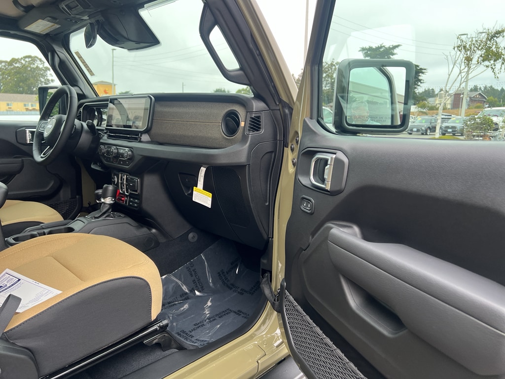 2025 Jeep Wrangler 4xe Willys '41 4XE - Photo 17