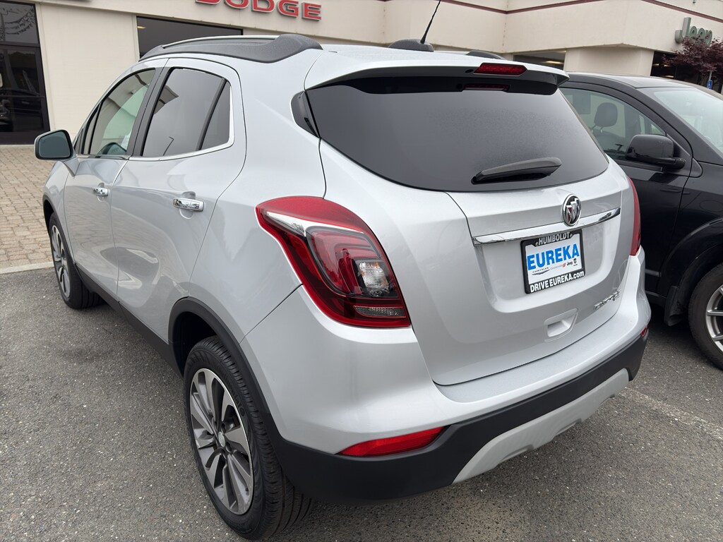 2022 Buick Encore Preferred photo 3