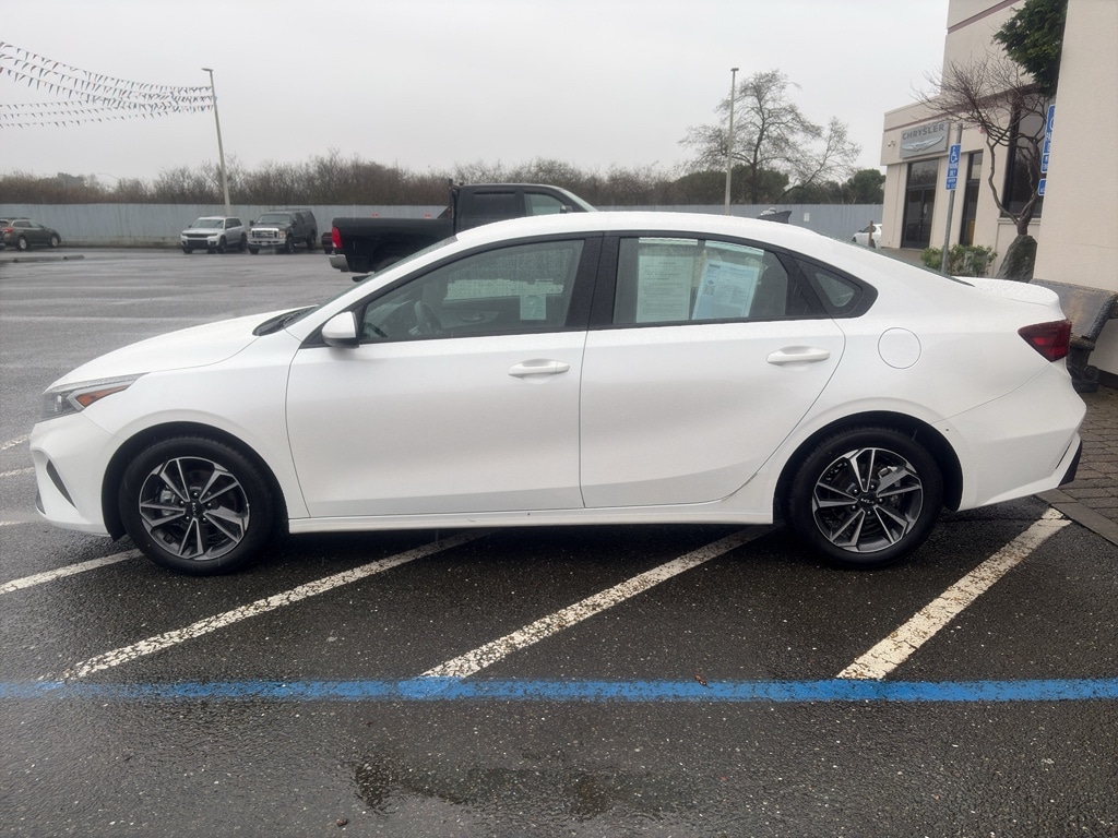 Used 2024 Kia Forte LXS Sedan
