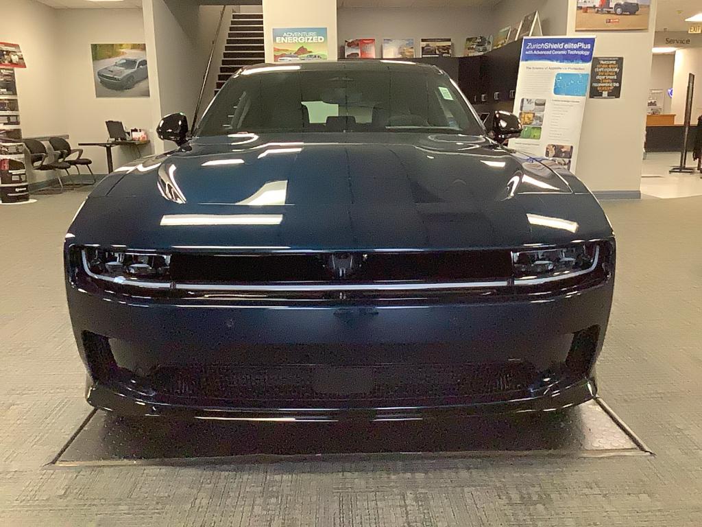 2024 Dodge Charger Daytona R/T photo 2