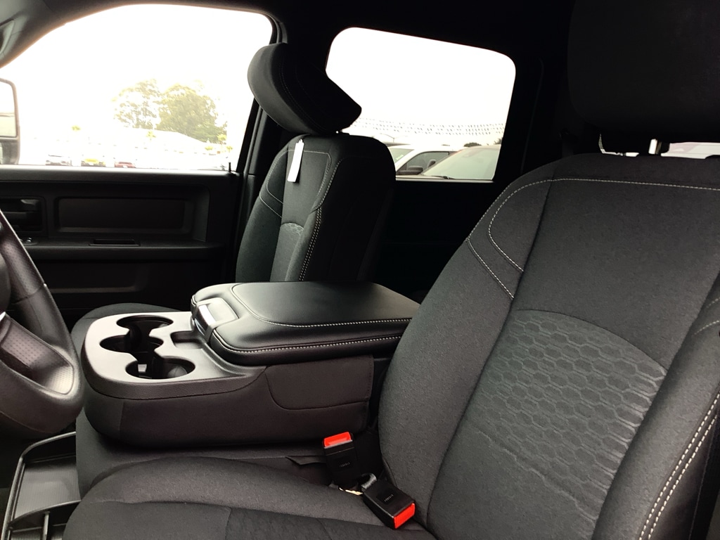 2025 RAM 2500 Tradesman - Photo 12