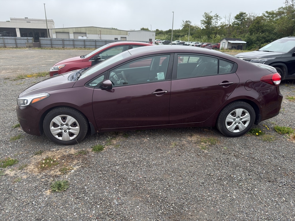 Used 2017 Kia Forte LX Sedan