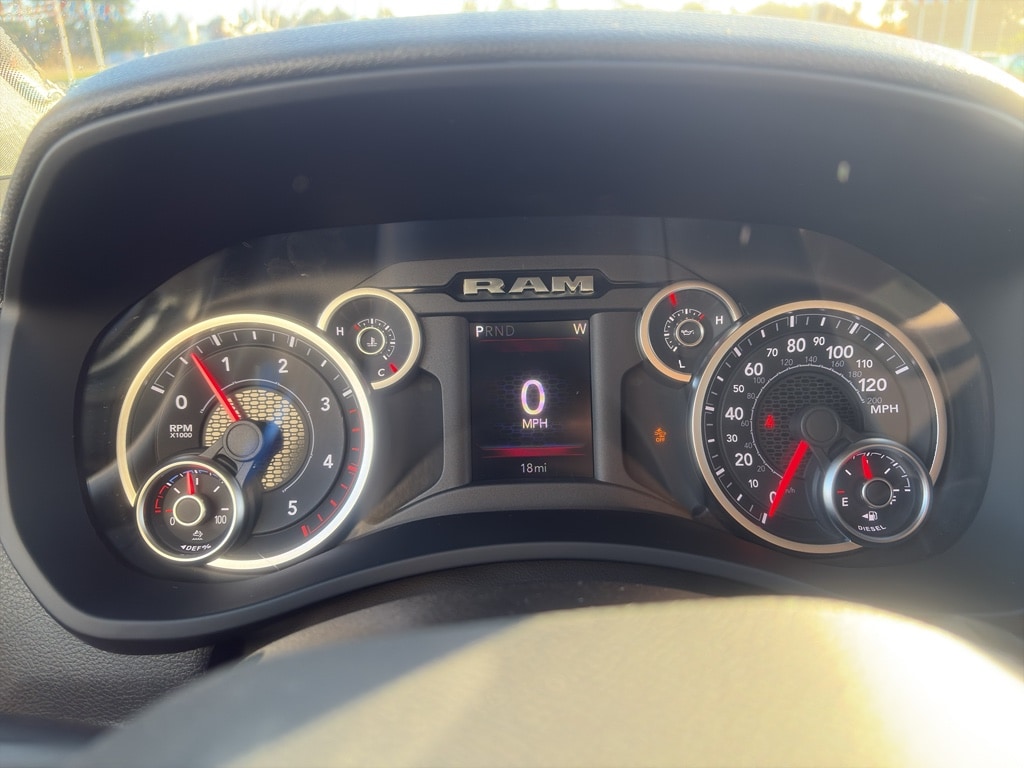 2026 RAM 3500 Tradesman - Photo 9