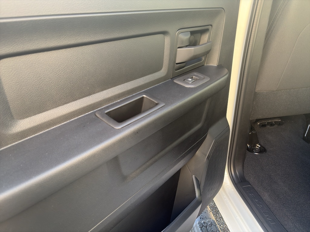 2026 RAM 3500 Tradesman - Photo 15