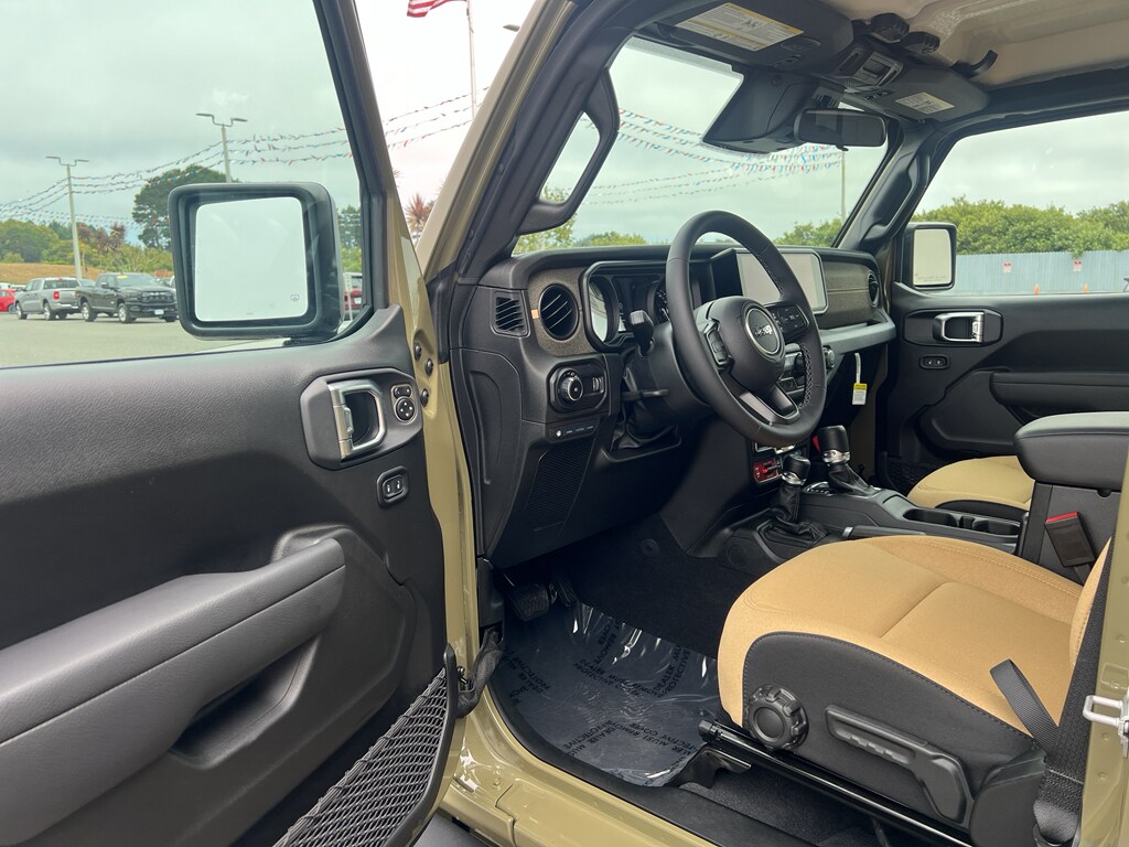 2025 Jeep Wrangler 4xe Willys '41 4XE - Photo 10